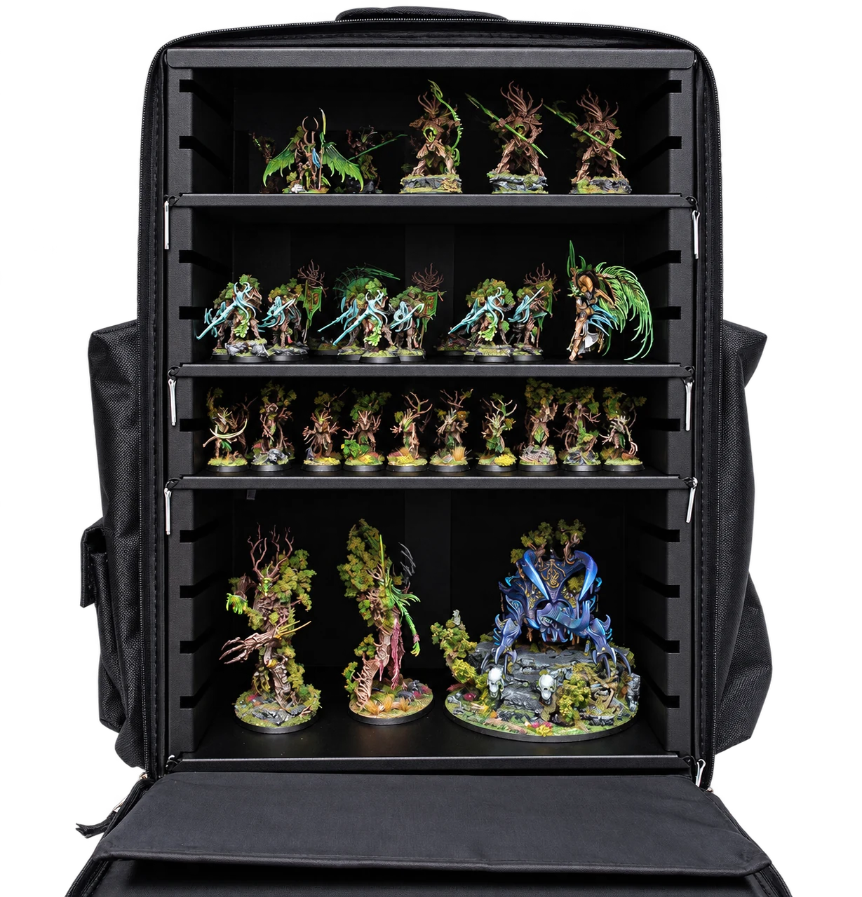 シルヴァネスのアーミーを収納したA-CASE Kane。枝や翼、大型モデルの周囲に空間を確保しましょう。